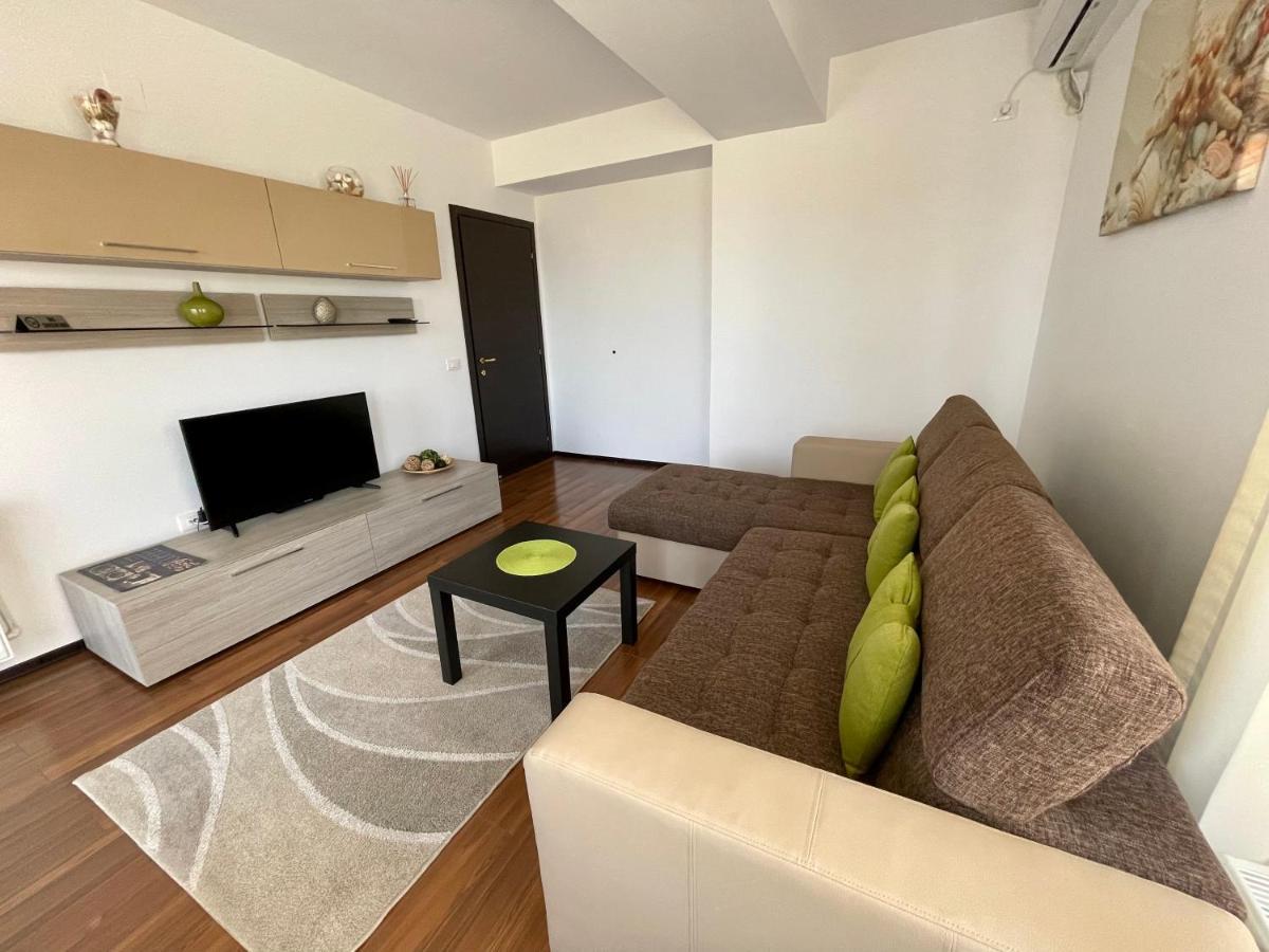 Alcomar Apartment - Summerland Mamaia Extérieur photo