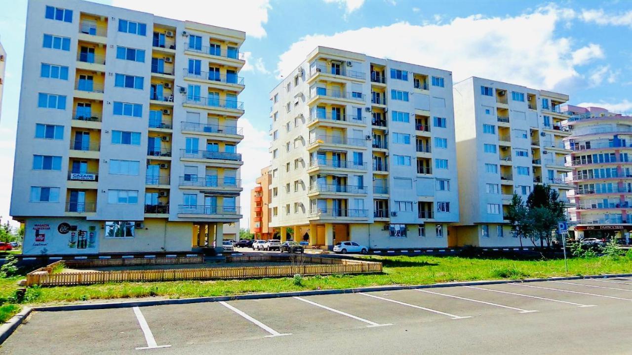 Alcomar Apartment - Summerland Mamaia Extérieur photo